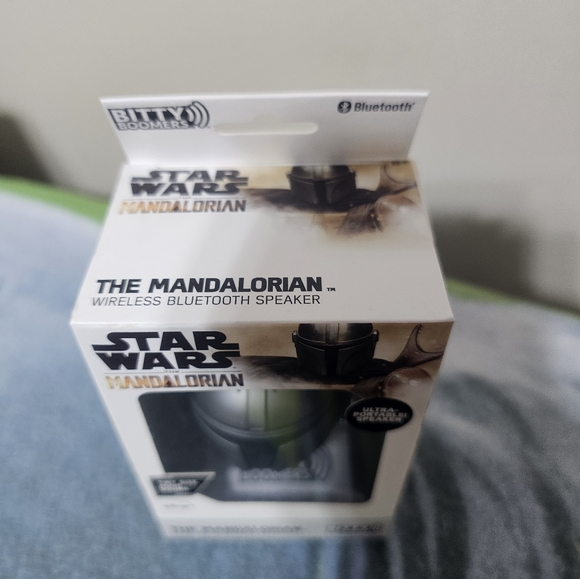 Star Wars Mandalorian Bitty Boomer Wireless Bluetooth Speaker - Picture 2 of 6